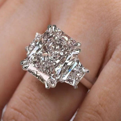 📢📢50% OFF !! ⏰Elegant Square Cut Zircon Ring